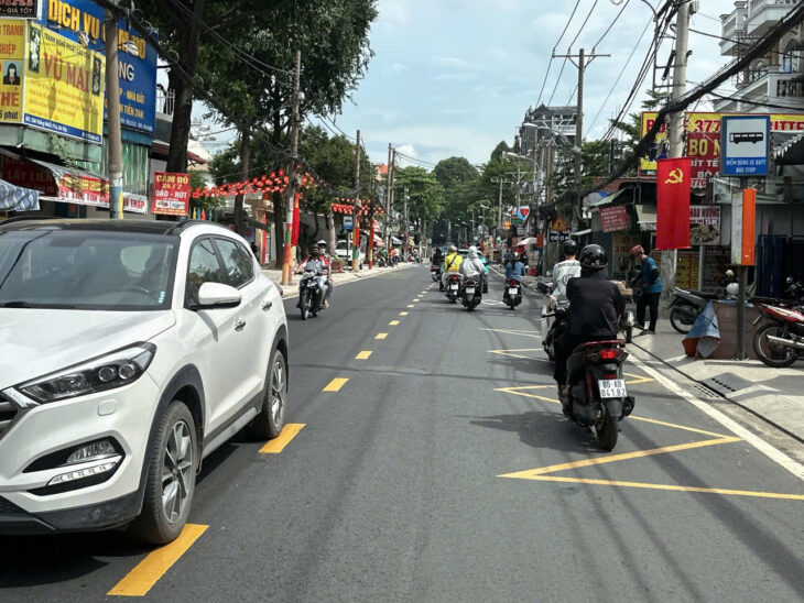 Bán nhà mặt tiền sầm uất Đ.số ngang 4.2m 120m2 4 lầu gần Thống Nhất KD đa nghề 13.5 tỷ