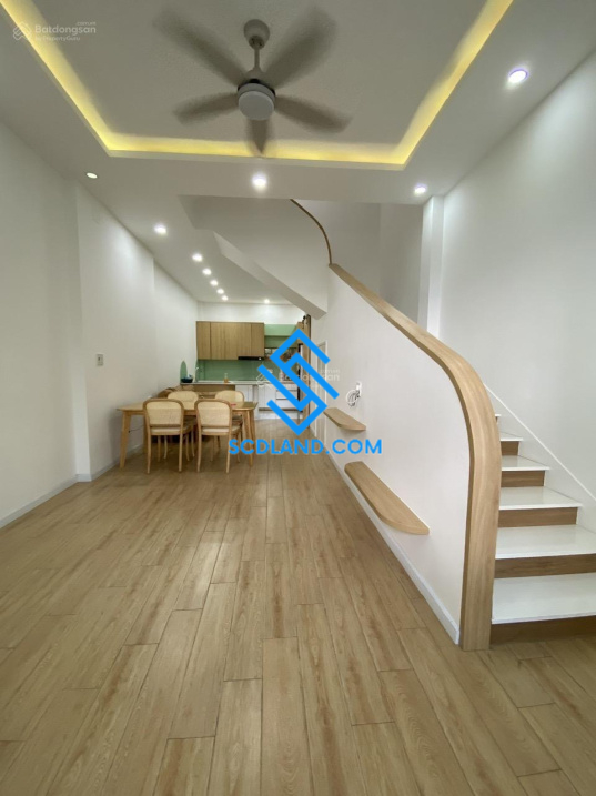 Bán nhà 3 tầng đẹp đường B6 Tống Văn Quang, khu VCN Phước Hải. Giá 4 tỷ 900tr