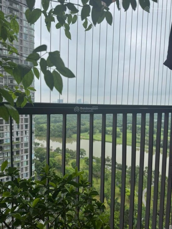 Bán căn hộ Mezza trần cao -2 tầng 2 ban công view hồ nội thất cao cấp toà ONSE