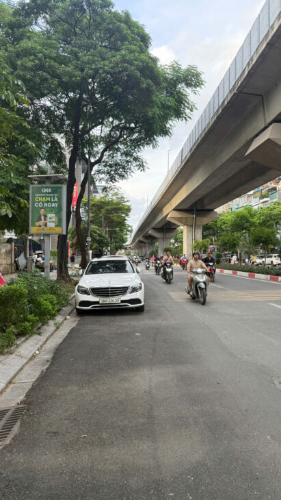 BÁN NHÀ PHỐ HÀO NAM, ĐỐNG ĐA – NGÕ 4 Ô TÔ TRÁNH – KD ĐẲNG CẤP – 150M × 5T, MT 7,2M – 71 TỶ