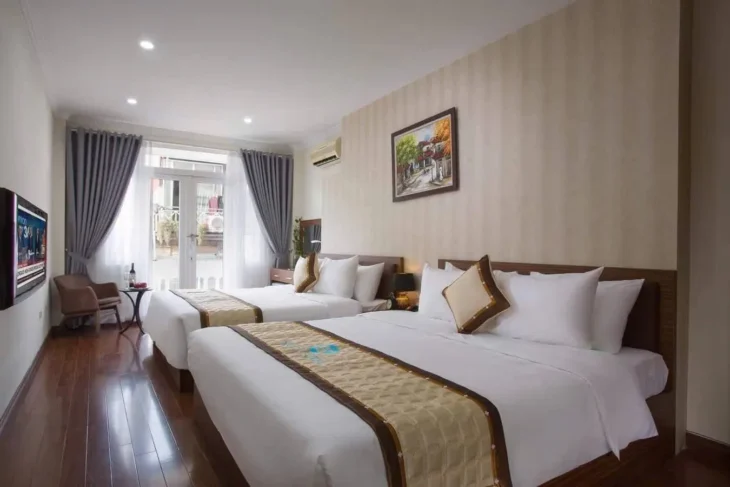 Cho thuê Ks 28p, MT6m, cạnh VinCom Bà Triệu, chủ ưu tiên khách đã làm chuỗi KS