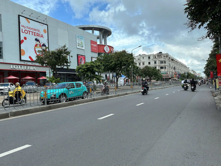 HÀNG HIẾM MTKD ngay Lotte Mart Nguyễn Văn Lượng 131m2 ngang 4.1m KD sầm uất chỉ 25 tỷ.