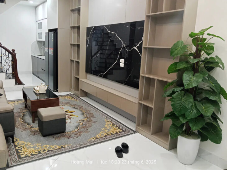 NHÀ Nguyễn Chính, Tân Mai 5 Tầng, 36m2, 7.68 Tỷ – Xem Là Mê!