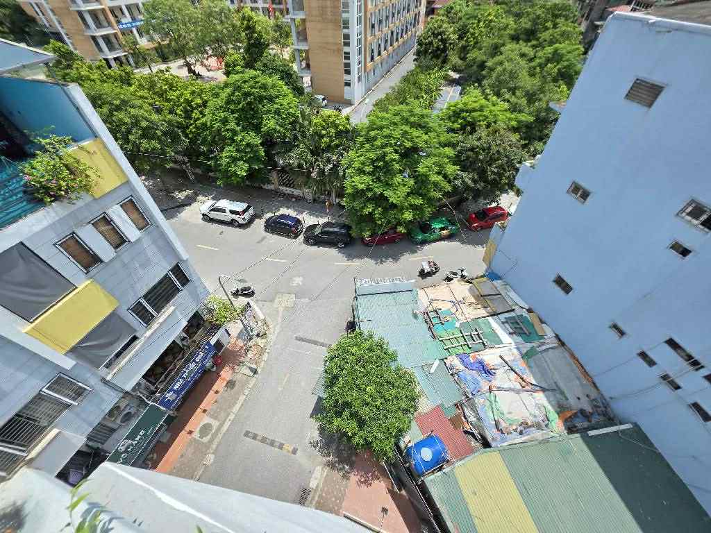 Siêu phẩm mặt phố Long Biên, 86m x 6 tầng, mặt tiền 10m, lô góc, 3 thoáng, thông sàn kinh doanh