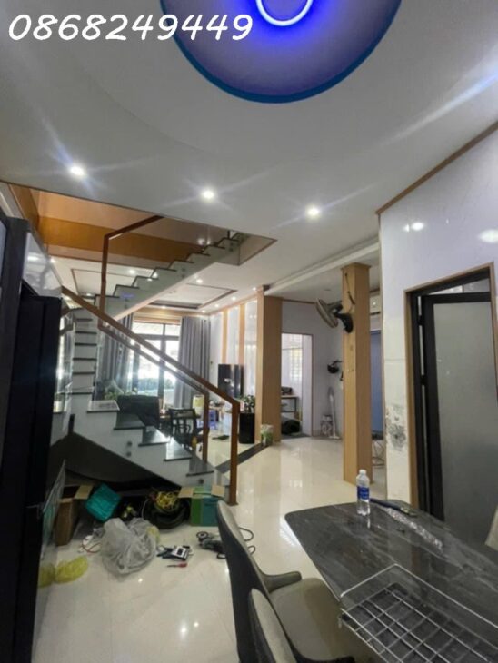 🌹 Mặt tiền Trương Định, bán nhà 2 tầng, gần biển giá chỉ 7 tỷ 9x