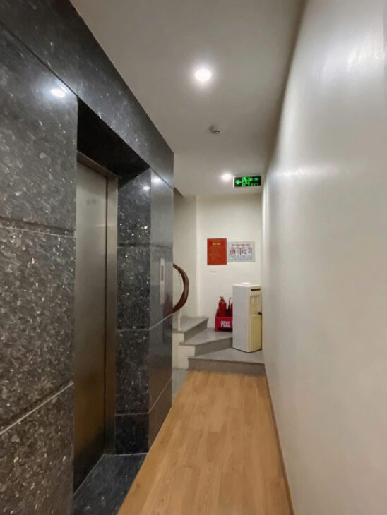BÁN TÒA APARTMENT PHỐ TRẦN THÁI TÔNG – 120M² x 9T THANG MÁY – DÒNG TIỀN 200TR/TH