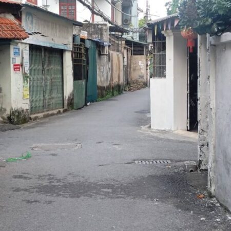 HIẾM! NHÀ C4 PHÚC LỢI – VỊ TRÍ ĐẦU NGÕ – Ô TÔ VÀO – ĐẦU TƯ SINH LỜI!