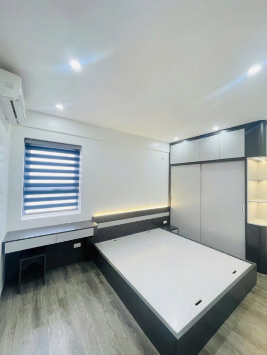 Bán căn hộ chung cư 3 ngủ, 67m2 tại Rice City Linh Đàm,sổ đỏ full nội thất giá chỉ 4.85 tỷ