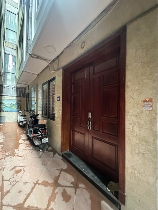 30M RA Ô TÔ – NHÀ DÂN XÂY CHẮC CHẮN – TRUNG TÂM CẦU GIẤY -. ĐỂ LẠI NỘI THẤT XỊN SÒ_6 TẦNG – 40M2 –