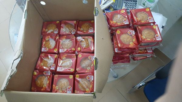 Gửi bánh trung thu đi Mỹ, Úc, Canada siêu ưu đại tại Long Hưng Phát 2025