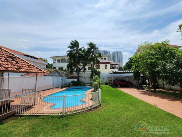 BIỆT THỰ HỒ BƠI SÂN VƯỜN – KHU COMPOUND SIÊU VIP – THẢO ĐIỀN, QUẬN 2