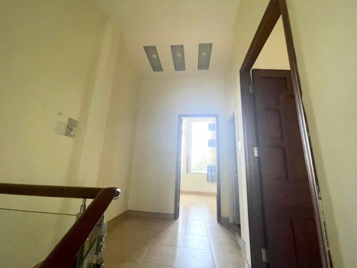 Bán Nhà 2 tầng nhỉnh 3Tỷ, hẻm xe hơi 8m đường TX21, gần khu Picity Thạnh Xuân