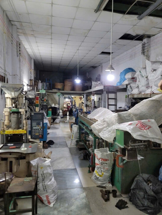 Bán nhà ngõ Hồ Học Lãm, Bình Tân, 130m2, 2PN, Sổ hồng, 3.8 tỷ.