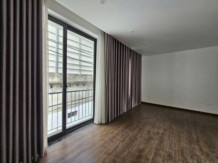 ÂU CƠ – 59m² – 5 Tầng – MT 8.5m – Giá 13.6 Tỷ – Tây Hồ
