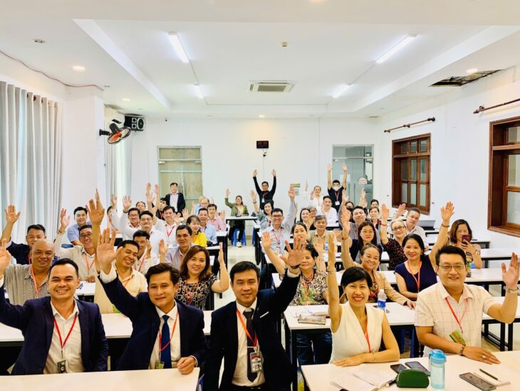 Tuyển dụng BĐS – Vạn Phú Land 123 Tân Bình, Số 8 Lê Trung Nghĩa. Chuyên Tân Bình – Tân Phú – Phú