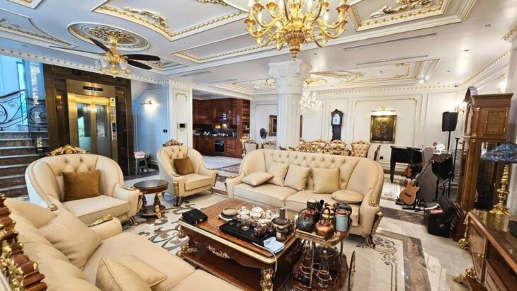 Bán biệt thự VIP phố Trường Chinh, lô góc, vỉa hè, gara, ô tô tránh, kinh doanh, an sinh tuyệt vời.