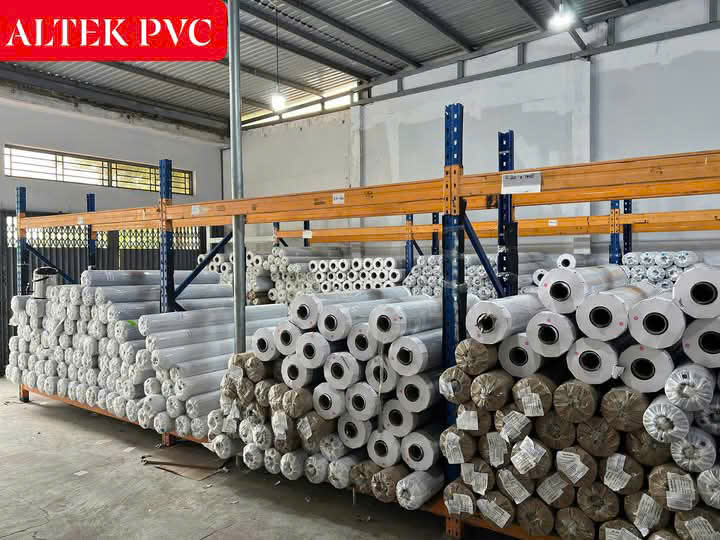 Kho màng nhựa PVC trong suốt , màng không gia áp , màng gia áp / giá rẻ hcm