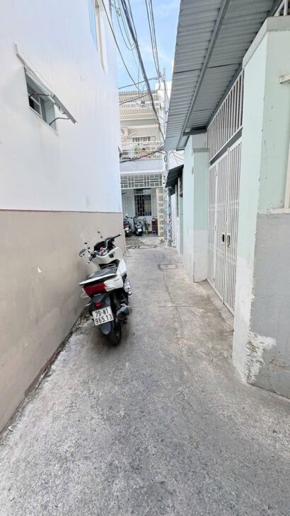 BÁN NHÀ TTTP 2 TẦNG HẺM ĐỒNG NAI PHƯỚC HẢI GIÁ 2ty550