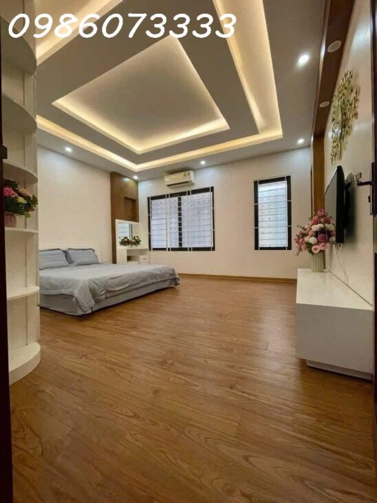 Nhà mặt phố Đặng Tiến Đông, Đống Đa – 7 tầng thang máy – diện tích thực 40m² – giá 18 tỷ