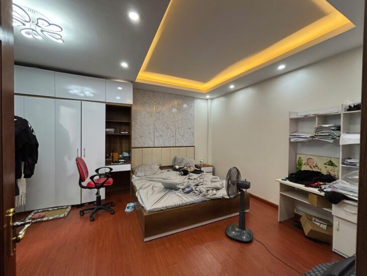 Xuân La, Tây Hồ, 32m2, MT 6m, 5T, chỉ 9 tỷ !!!