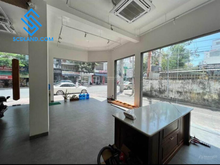 Cho thuê căn góc 2 mặt tiền đẹp đường Quang Trung – Gần biển Nha Trang