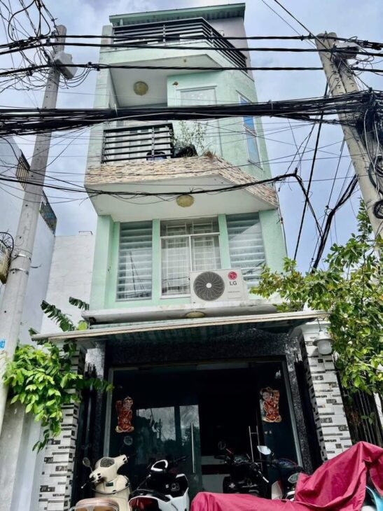 NHÀ 4 TẦNG CĂN GÓC 2 MẶT TIỀN 44M2, HẺM XE HƠI ĐẬU CỬA. GẦN SIÊU THỊ METRO, NGUYỄN THỊ KIỂU. TÂN