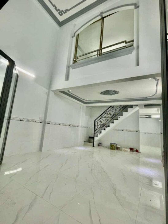 NHÀ VỊ TRÍ ĐẸP GIÁP TÂN PHÚ DIỆN TÍCH TO GIÁ RẺ 3 TẦNG 60M2. SỔ A4 HOÀN CÔNG ĐỦ. BHHA, BÌNH TÂN