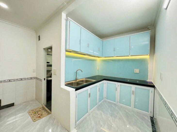 SIÊU PHẨM NHÀ 2 TẦNG MỚI TINH 35M2 NGAY CHỢ THẠCH ĐẦ, GẦN CV LÀNG HOA PHẠM VĂN CHIÊU, GÒ VẤP.