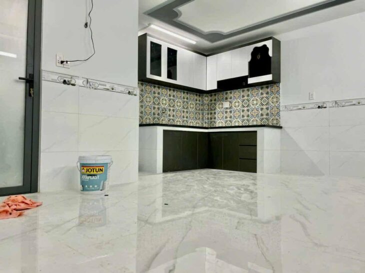 NHÀ VỊ TRÍ ĐẸP GIÁP TÂN PHÚ DIỆN TÍCH TO GIÁ RẺ 3 TẦNG 60M2. SỔ A4 HOÀN CÔNG ĐỦ. BHHA, BÌNH TÂN