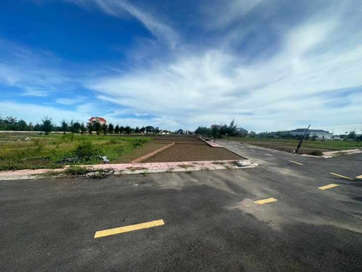 VỊ TRÍ TRUNG TÂM – SÁT BIỂN QUẤT LÂM