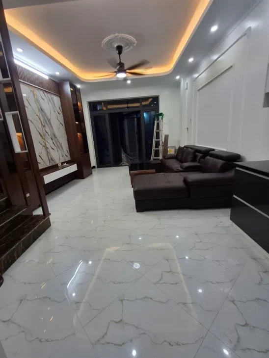 Bán nhà Cầu Am, Hà Đông 45mxt tầng, nhà mới, ở luôn, Ô tô đỗ giá 8.1 tỷ.