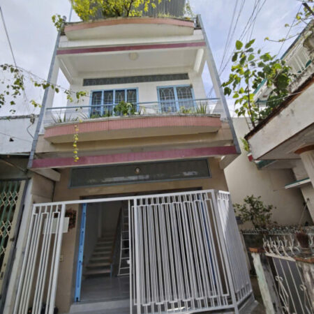 Cho thuê nhà 7 triệu 2 phòng ngủ gần Vincom Hùng Vương