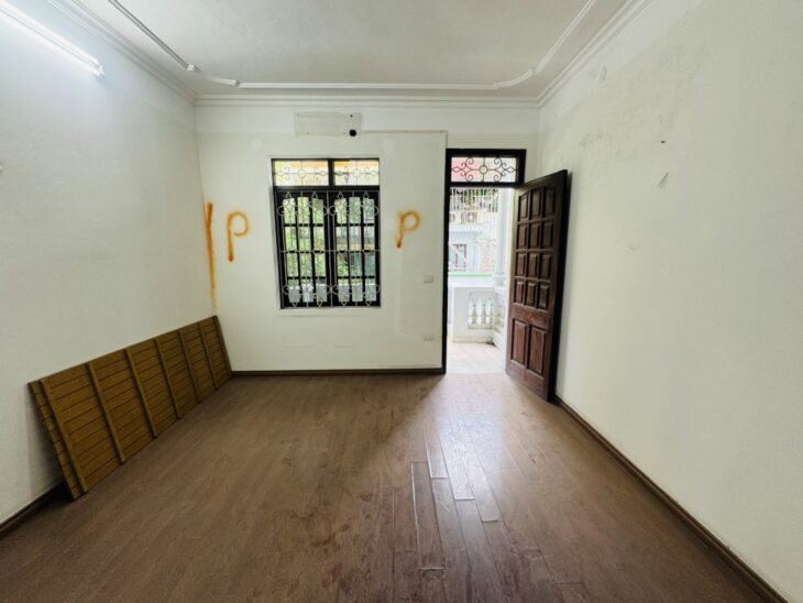 PHÂN LÔ QUÂN ĐỘI – Ô TÔ ĐỖ TRƯỚC CỬA – NHÀ MỚI ĐẸP DÂN XÂY – TẶNG FULL NỘI THẤT KHÁCH CHỈ CẦN XÁCH