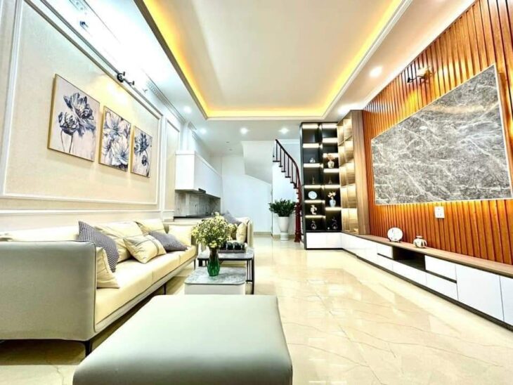 NHỔN Nhỉnh 4 tỷ có nhà Mới Ô TÔ SÁT, 3 NGỦ