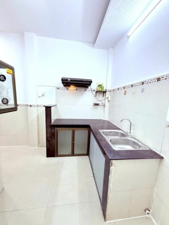 Nhà 2 tầng sàn 40m2, Vuông – Nguyễn Văn Khối QV