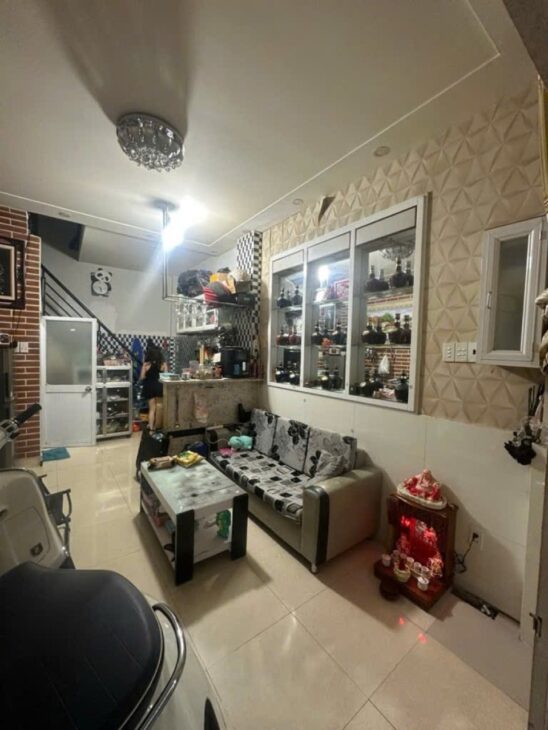 Nhà Vuông 2 tầng 20m2 – Quang Trung QV