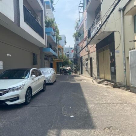 NHÀ DÒNG TIỀN NGAY TRUNG TÂM LINH CHIỂU – 116M² FUL THỔ CƯ – 3 TẦNG 11 PHÒNG CHDV – HXH TRÁNH NHAU