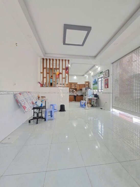 Nhà mới Mặt tiền Lô góc 4 tầng Xe tải tránh 90m2 – Thạnh Lộc 16 Q12