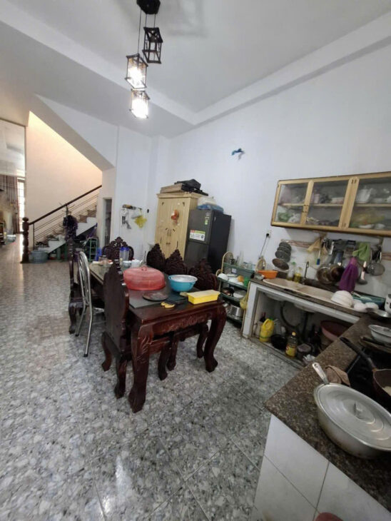 Nhà Mặt tiền Vuông 2 tầng Xe tải tránh 100m2 – Thạnh Lộc 16 Q12