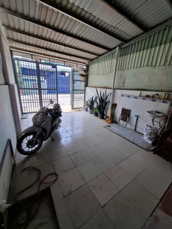 Nhà Mặt tiền Vuông 2 tầng Xe tải tránh 100m2 – Thạnh Lộc 16 Q12