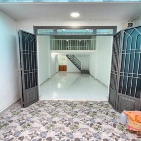 Nhà Vuông 2 tầng Hẻm Ôtô 33m2 – Phan Văn Hùm Q12