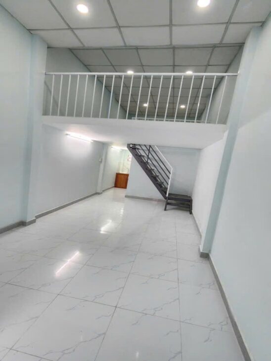 Nhà Vuông 2 tầng Hẻm Ôtô 33m2 – Phan Văn Hùm Q12