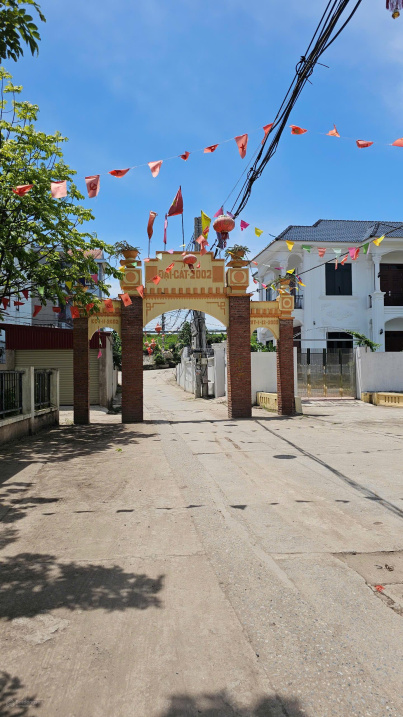 4.67 tỷ – 43m2 Lô đất đẹp Liên Mạc, TT của Phường. Gần ô tô, trường C1,2, chợ, UBND, giá rẻ