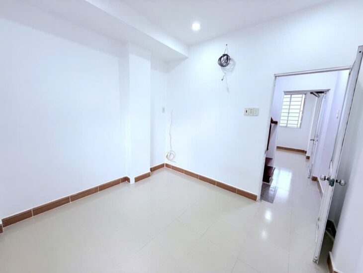 Giảm 300tr! Nhà Vuông 2 tầng 27m2 – Nguyễn Văn Khối QV