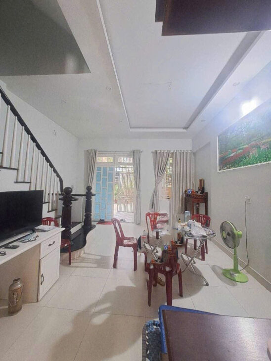 Giảm 200tr! Nhà Vuông 3 tầng Hẻm xe tải 84m2 – Thạnh Lộc 37 Q12