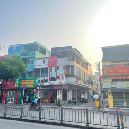 Cho thuê nhà góc 2MT 166 Nguyễn Oanh, Gò Vấp. DT: 4.5x25m, 3 tầng