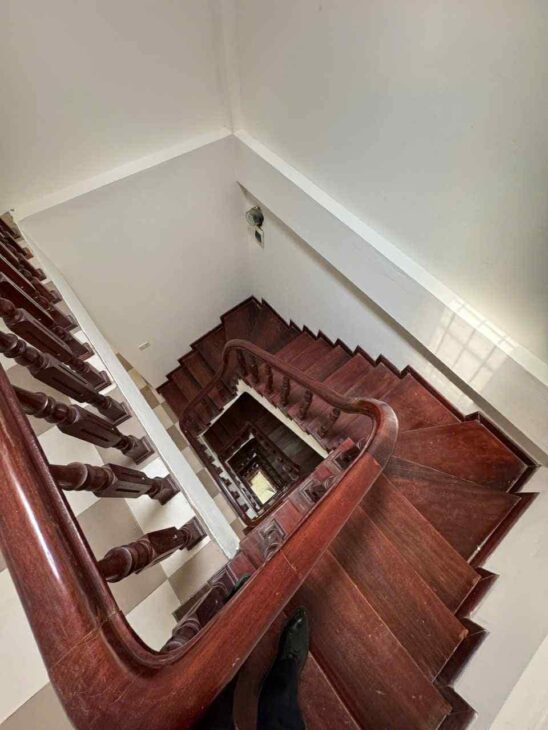 CẦN BÁN GẤP NHÀ LÊ HỒNG PHONG – MẶT PHỐ- KINH DOANH – VỈA HÈ ĐÁ BÓNG – 2 MẶT TIỀN TRƯỚC SAU – CẠNH