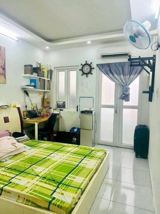 LÊ VĂN LƯƠNG, CHỈ 4,3TỶ, DT 50M2, NHÀ ĐẸP 3 TẦNG, HẺM ÔTÔ KẾ BÊN,GẦN LOTTE
