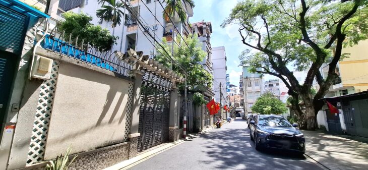 NGUYỄN THỊ THẬP, CHỈ 4,4TỶ, DT 50M2, NHÀ ĐẸP 3 TẦNG, HẺM ÔTÔ KẾ BÊN,GẦN LOTTE