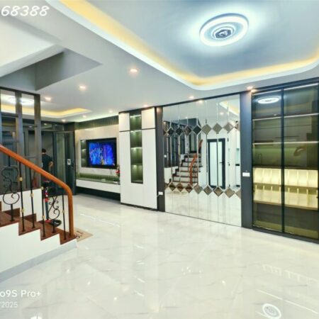 bán nhà, Thổ Quan, Khâm Thiên, Đống Đa, DT48m x 4T full nội thất trước nhà rộng 3m, 40m ra mặt phố